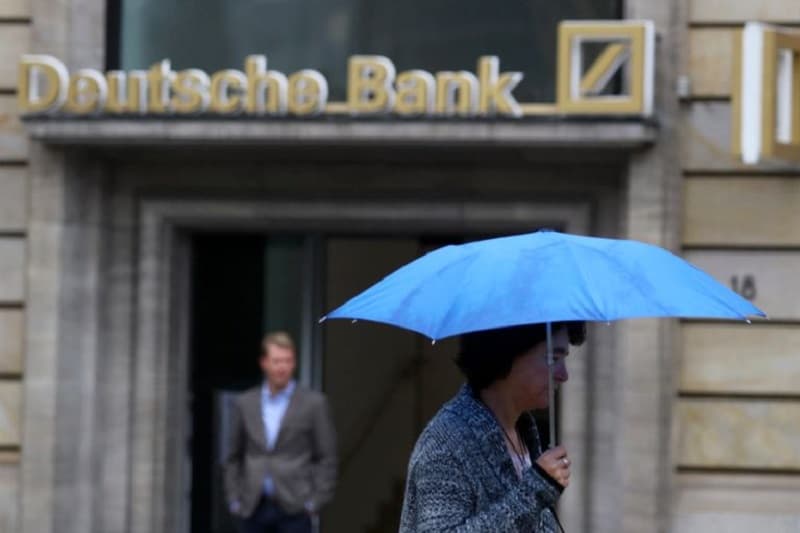 Deutsche Bank Still Expects a 25-basis-point Rate Cut in December