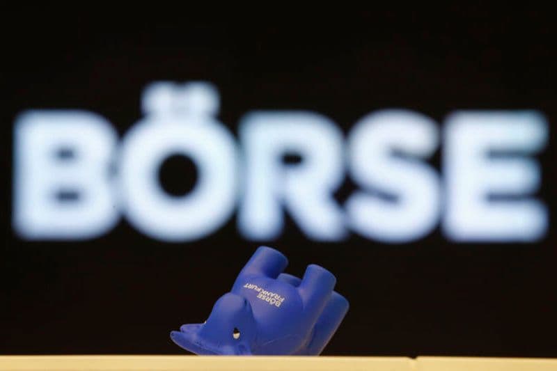 European stocks retreat on Fed rate cut worries, Chinese weakness