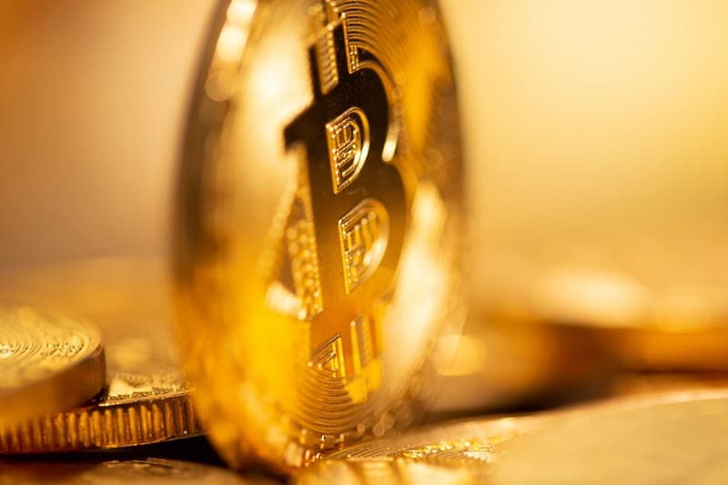 Bitcoin price today: falls to $90k as Fed’s divided cut clouds outlook