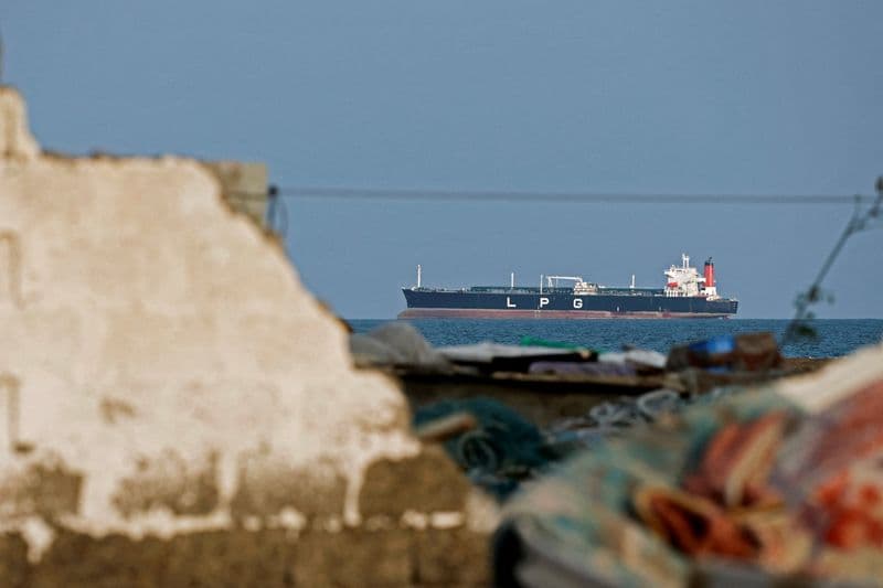 Cryptocurrency for transit duties in Hormuz: why Iran's plan won't work