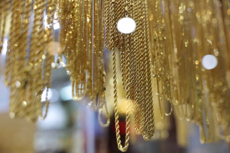 Gold stuck at $4,500: AI reveals what's preventing a breakout