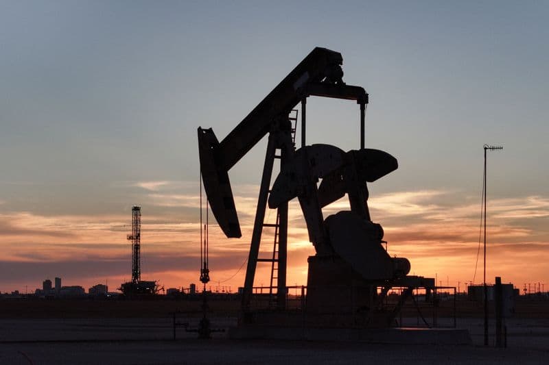 How sensitive are energy stocks to oil prices?